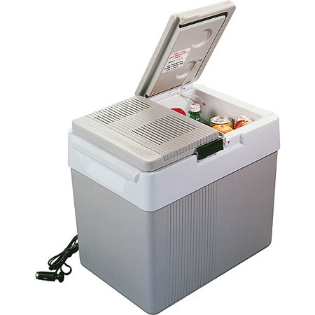 The Koolatron 32-Quart 12V Cooler/Warmer with Split-lid Design