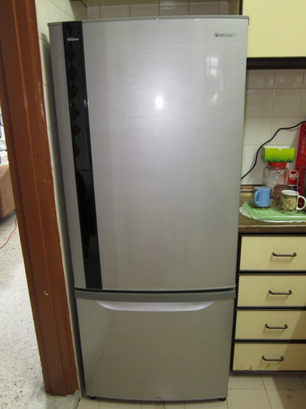 Panasonic refrigerator not cooling